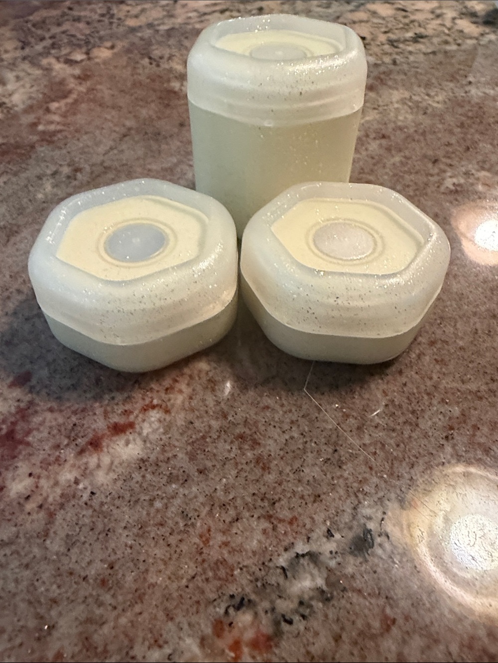 2 Small and 1 Med Jelly Sun Capsules